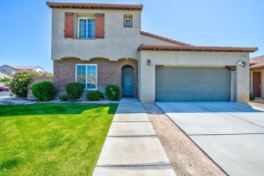Chic, Spacious 5BD Desert Oasis